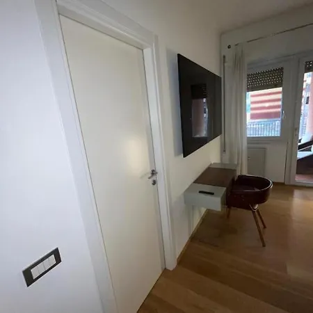 Acquedotti Contemporary Flat Apartment *