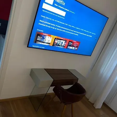Acquedotti Contemporary Flat
