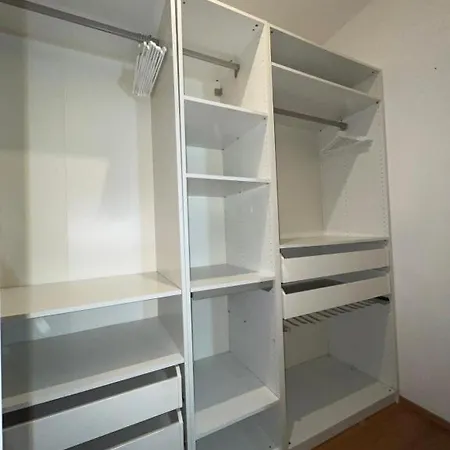 Appartement Acquedotti Contemporary Flat *